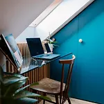 Dream View Under The Castle Lägenhet *
